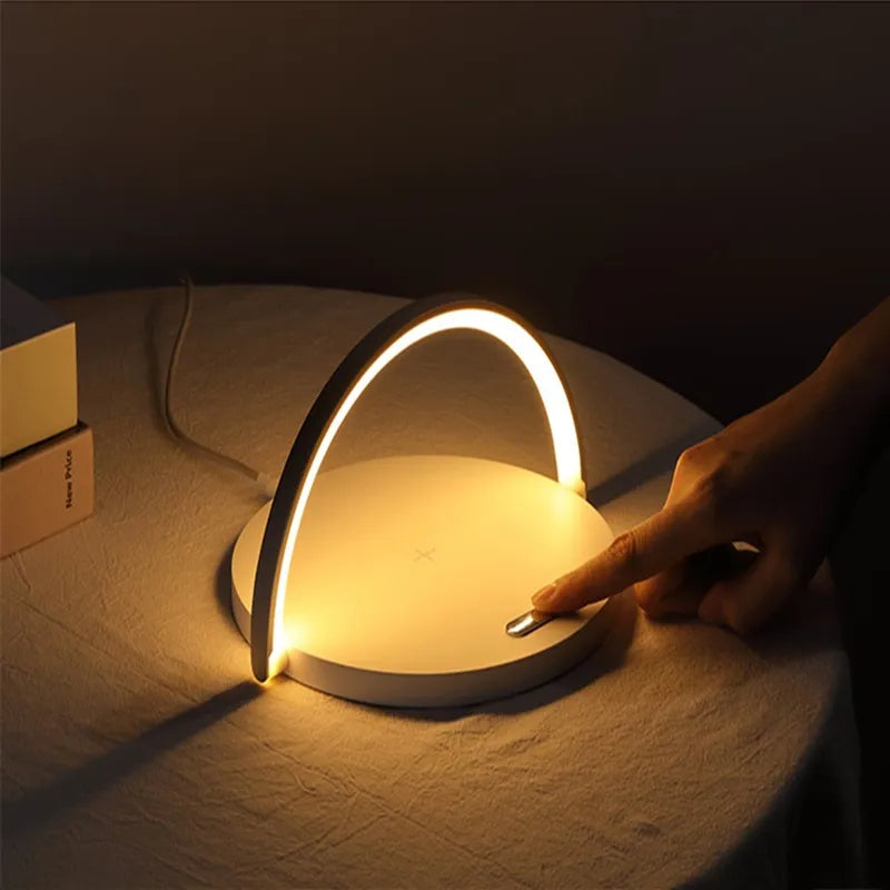 10W Qi Fast Wireless Charger Table Lamp For iPhone